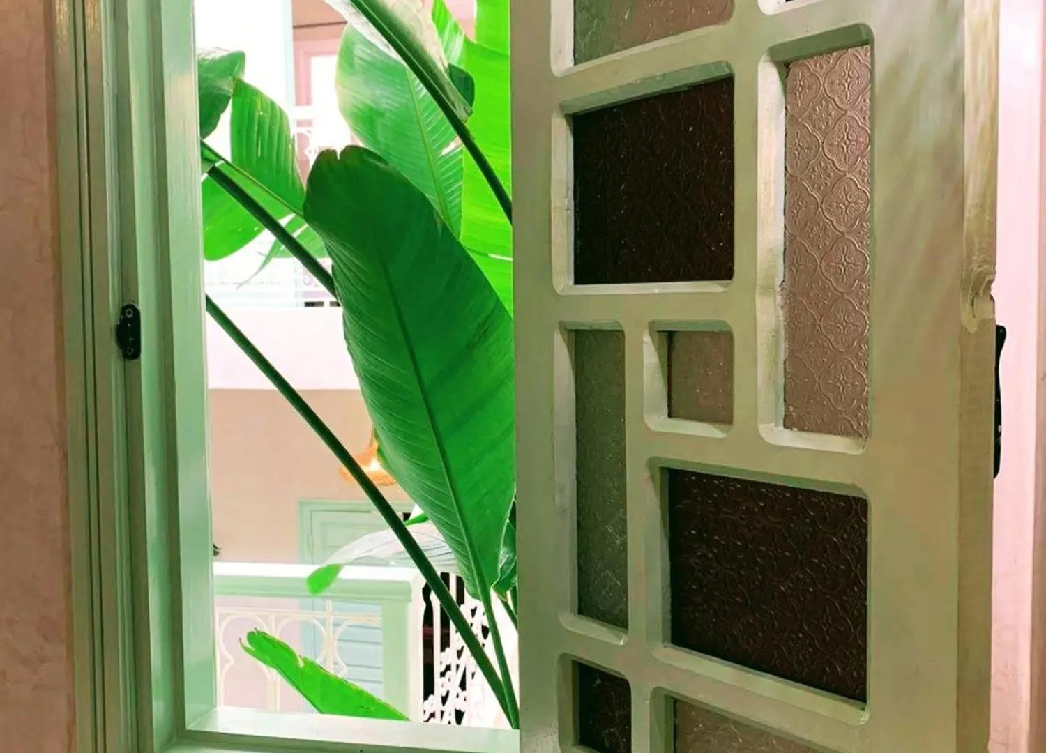 Riad With 3 Swimming Pools