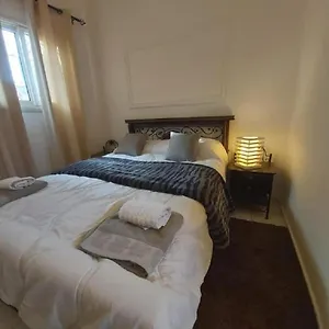 2* Couette-café Menara One